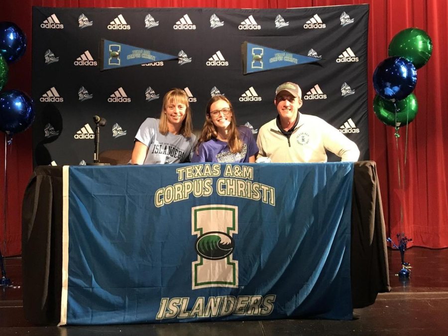 Bennett signing with TAMUCC